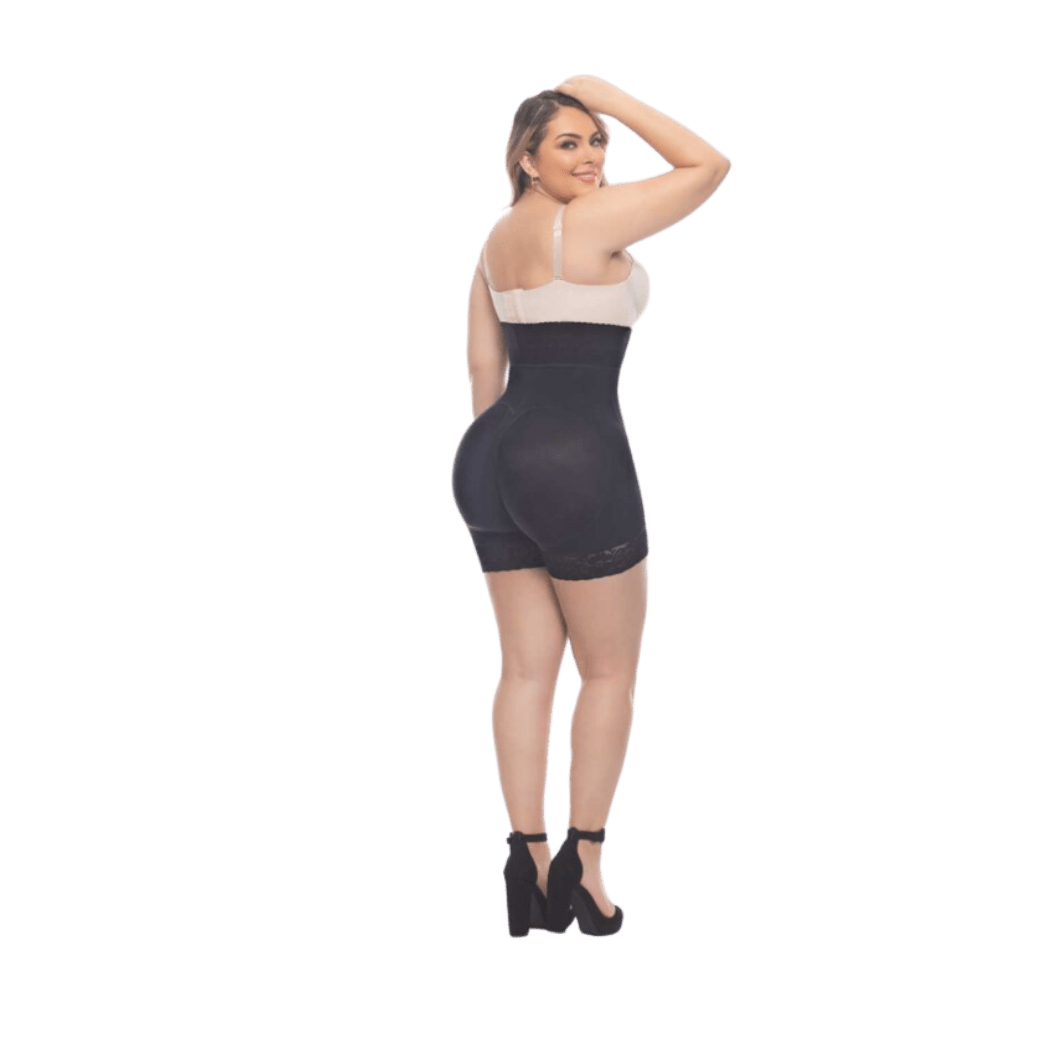 HipCurves Short – UPLady 6204 Black - Size 2XL - DendasStore